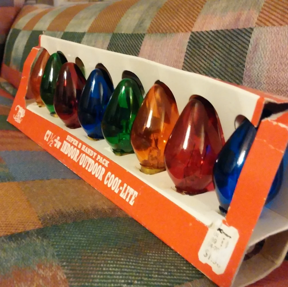 Vintage Christmas Bulbs Cool Lite Indoor Outdoor C 7 1/2 5 Watt Super 8 Kmart